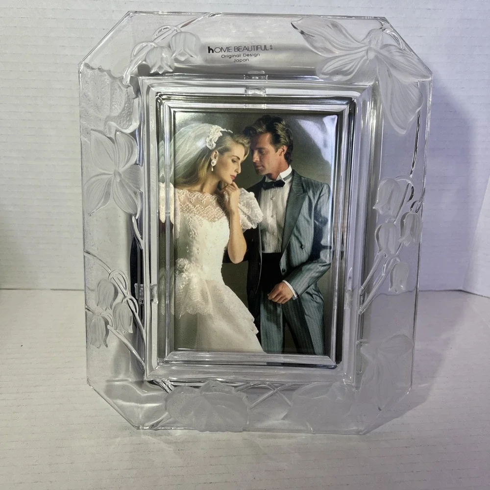Vintage Wedding anniv Glass Leaf Frame by Home Beautiful Crystal Harmony New F12